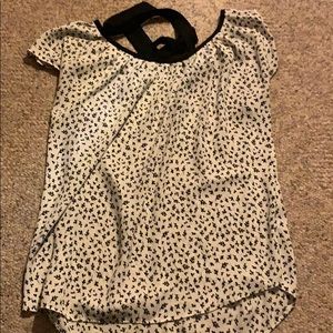 LC Lauren Conrad Flutter Sleeve Blouse